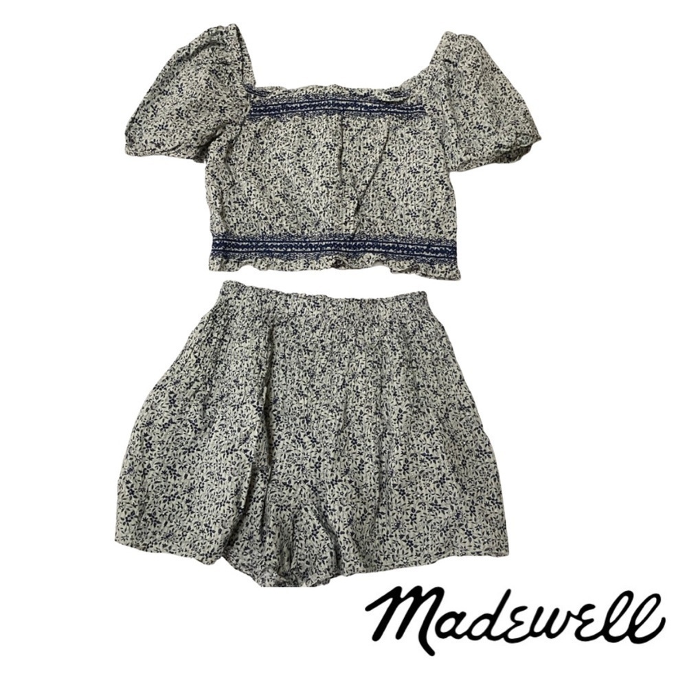 Madewell Smocked Pull on Shorts and  Jeanette top in Florentine Floral